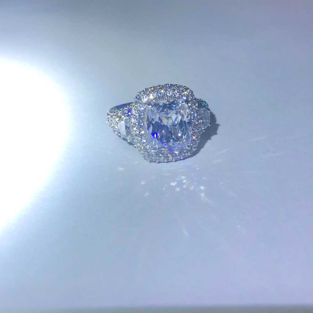 Vanna K Ring. Bling Bling!